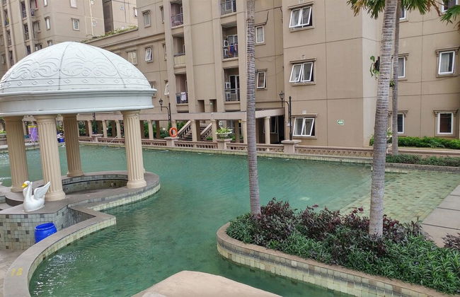 2 Bedrooms Grand Palace Apartment Kemayoran by Travelio - Foto 25