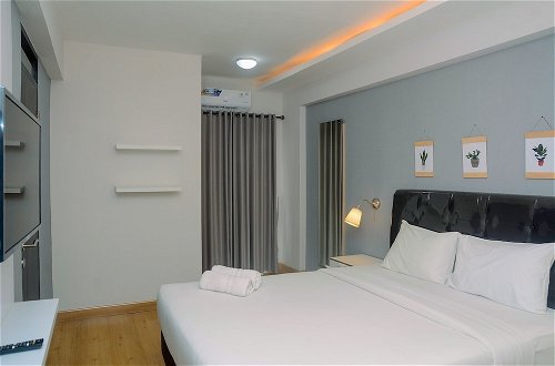Photo 4 - Minimalist with City View 2BR Apartment at Casablanca East Residences
