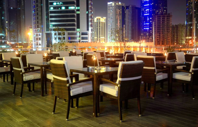 Magnum Hotel & Suites West Bay - Photo 40