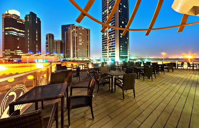 Magnum Hotel & Suites West Bay - Photo 38