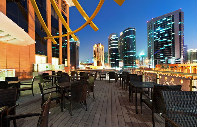 Magnum Hotel & Suites West Bay - Photo 42