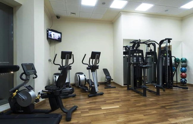 Magnum Hotel & Suites West Bay - Photo 18