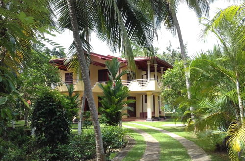 Photo 57 - Vinses Villa in Hikkaduwa