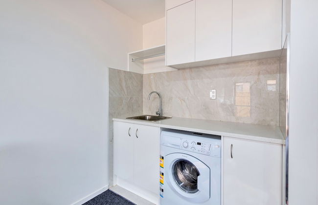 Superb Holiday Home near Airport - Foto 18