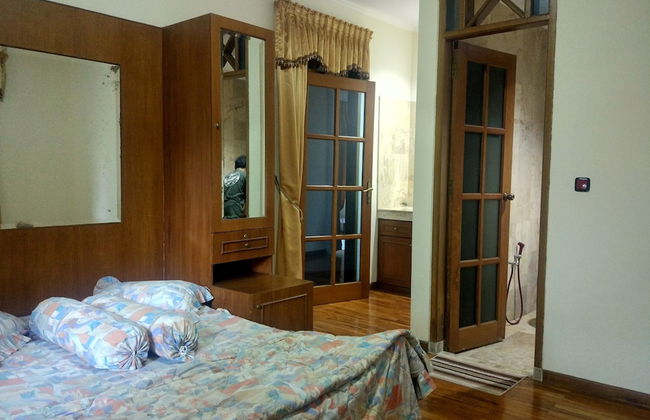 Villa Beverly Hills Puncak for 50 pax - Foto 3