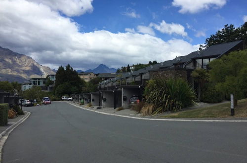 Photo 29 - Spacious Lake View Townhouse Alpine Walk TO Town