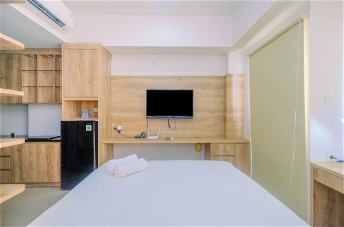 Foto 14 - Minimalist Mustika Golf Residence Studio Apartment with City View
