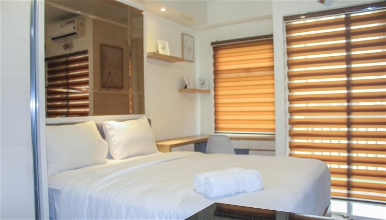 Foto 1 - Minimalist and Cozy Studio Room at Ayodhya Apartment
