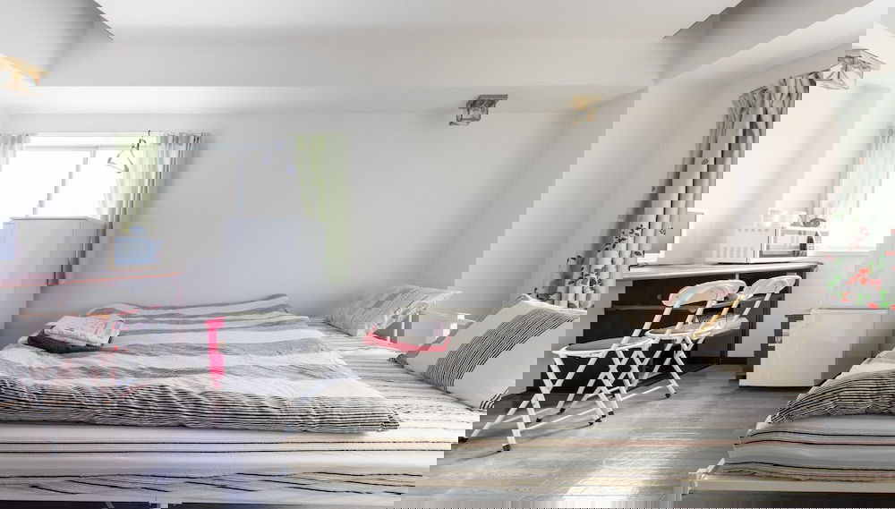 Primary image