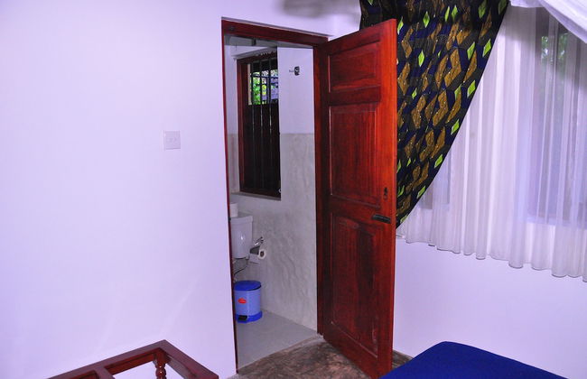 Serenity Lake Front Villa - Foto 44