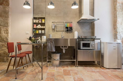 Photo 8 - Best Location Jerusalem Stone Apartment