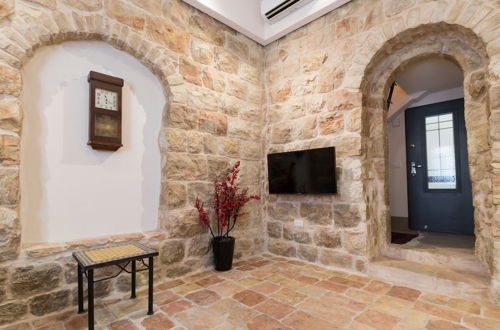 Photo 13 - Best Location Jerusalem Stone Apartment