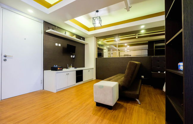 Spacious Studio Room at Green Pramuka Apartment - Foto 18