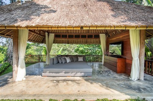 Foto 42 - Luxury Jungle Villa, 3 BR, Ubud With Staff
