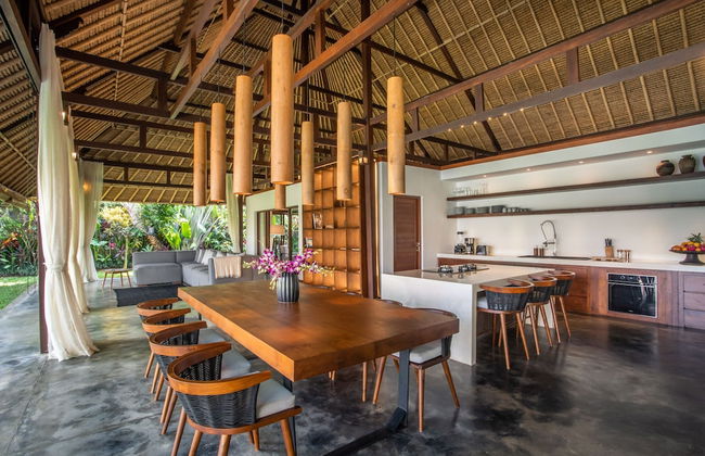 Luxury Jungle Villa, 3 BR, Ubud With Staff - Foto 21