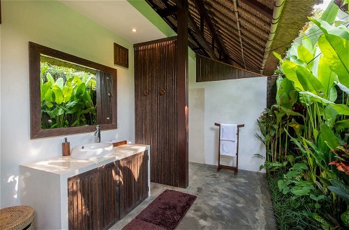 Photo 24 - Luxury Jungle Villa, 3 BR, Ubud With Staff