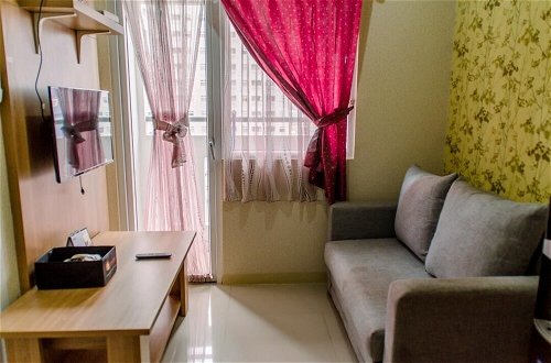 Photo 4 - Elegant And Tidy 2Br Green Pramuka City Apartment Near Mall