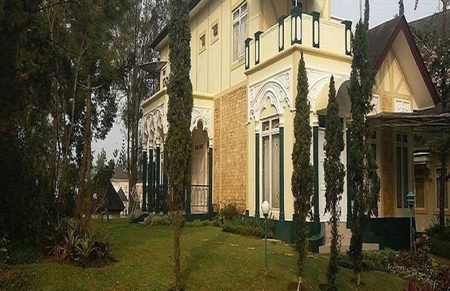 Villa Kota Bunga Violet - Foto 63