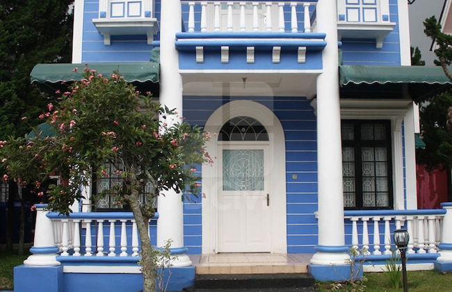 Villa Kota Bunga Violet - Foto 53