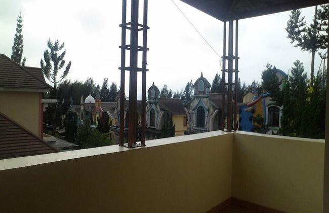 Villa Kota Bunga Violet - Foto 26