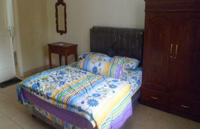 Villa Kota Bunga Violet - Foto 8