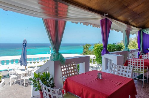 Foto 20 - Skymiles Beach Suite At Montego Bay Club Resort