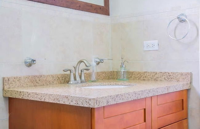New Kingston Guest Apt at Sonoma Estate - Photo 11