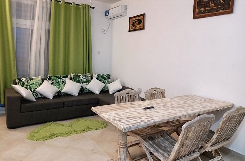 Photo 15 - 1-bedroom Apartment With Pool View, Beach Experien