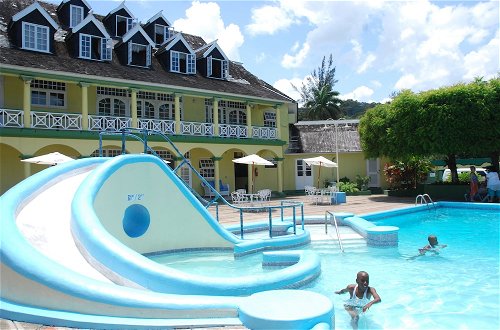 Photo 26 - Palm View Apartments at Sandcastles Resort Ocho Rios