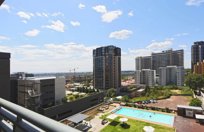 Prestige Apartment Sandton at Westpoint - Foto 49