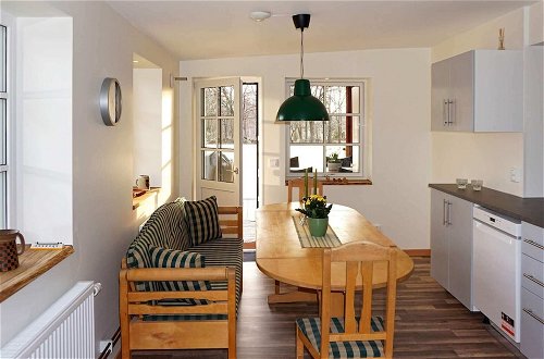 Foto 9 - 6 Person Holiday Home in Alsterbro