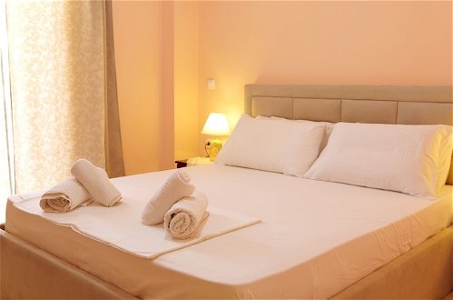 Photo 2 - Charming 2-bed Apartment in Sarandë