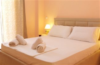 Foto 2 - Charming 2-bed Apartment in Sarandë
