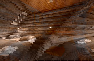 Photo 3 - Kuukkeli Log Houses Villa Aurora (Pupula)