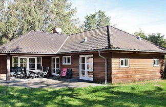 Photo 1 - 8 Person Holiday Home in Store Fuglede