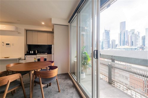Photo 15 - Spacious CBD Apt in the Heart of Melbourne