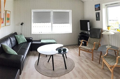 Photo 4 - 6 Person Holiday Home in Lokken