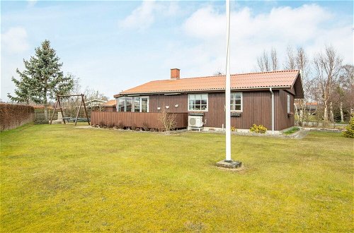 Photo 17 - 9 Person Holiday Home in Grenaa