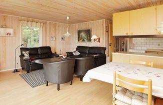 Foto 2 - 5 Person Holiday Home in Henne