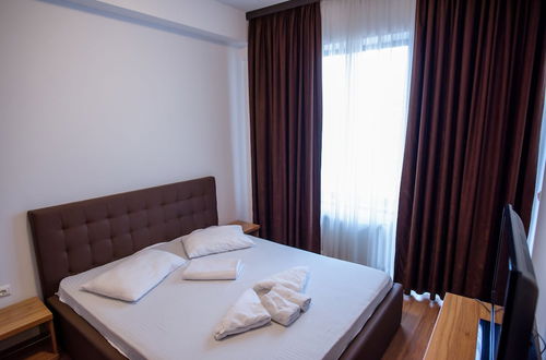 Photo 5 - Beach Vibe Apartments Summerland Mamaia