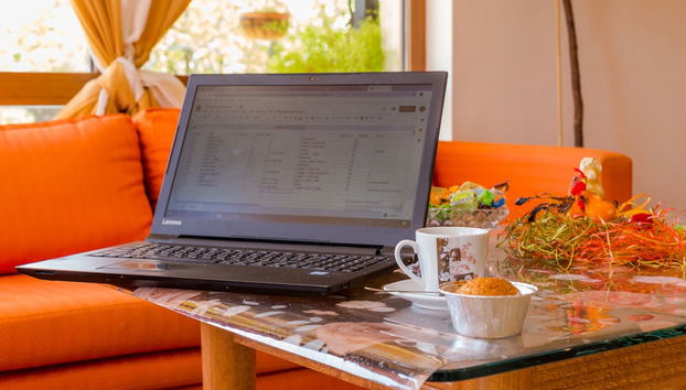 Coin salon dans le hall