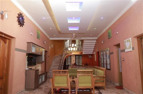 Foto 6 - Captivating 5-bed Villa in Vettiyar