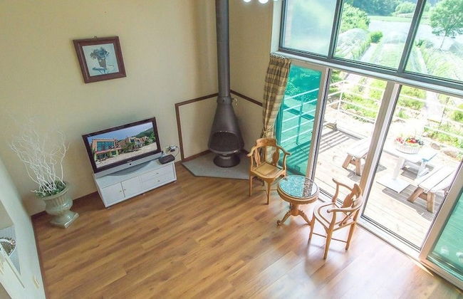 Sunny Junny Pension - Photo 25