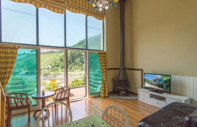 Sunny Junny Pension - Photo 33