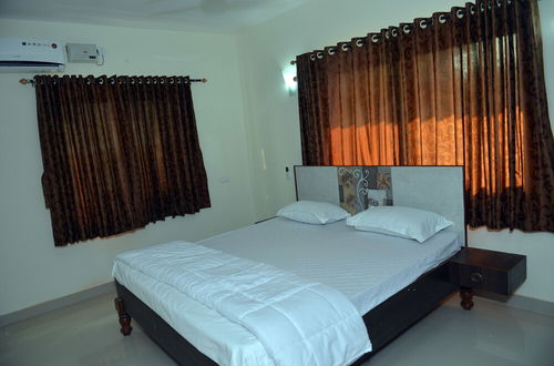 Photo 11 - TripThrill Costa Holidays 3 BHK Villa