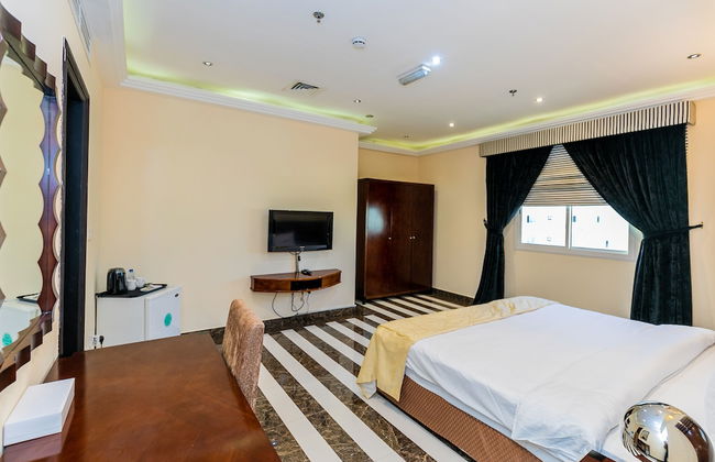 Royal Mirage Hotel and Apartments - Photo 24