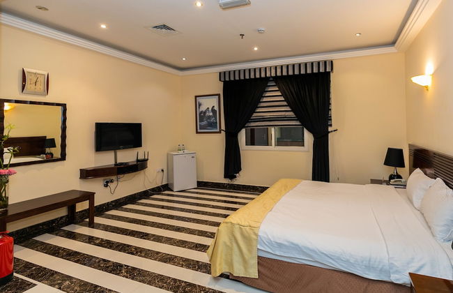 Royal Mirage Hotel and Apartments - Photo 8