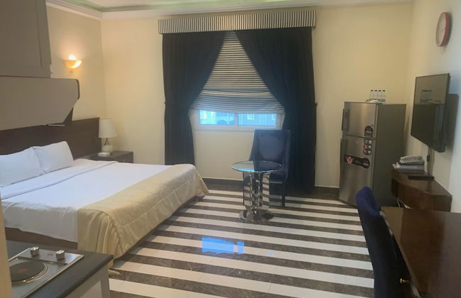 Royal Mirage Hotel and Apartments - Photo 14