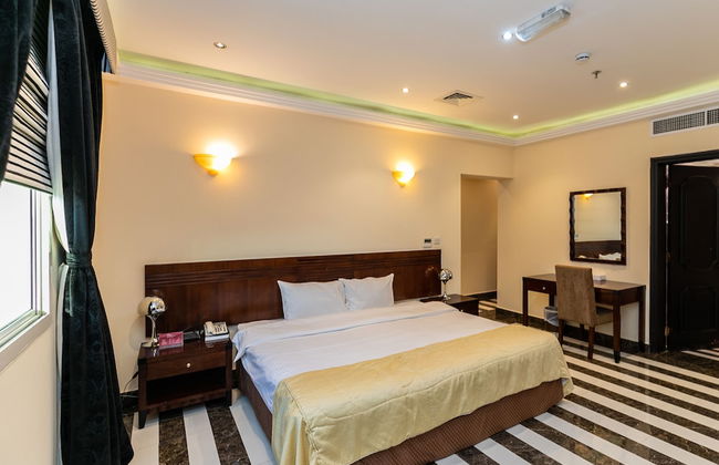 Royal Mirage Hotel and Apartments - Photo 23