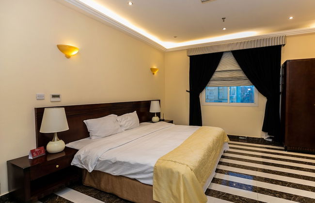 Royal Mirage Hotel and Apartments - Photo 11